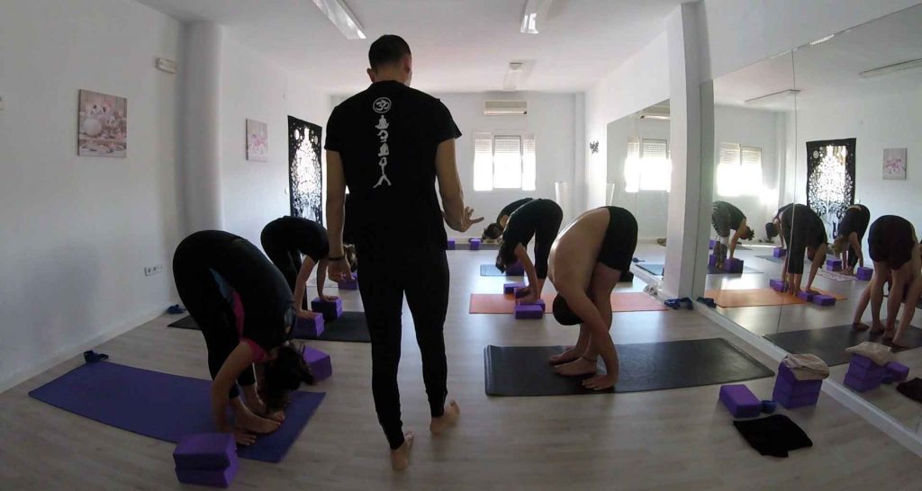 Yoga 21 - Yoga en Dos Hermanas - Slider 03